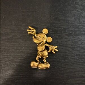 Gold Mickey Mouse Pin